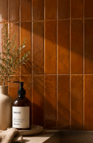 Terra Brick Mix 6,5x29,8 cm – Glanzende Wandtegel met Structuur